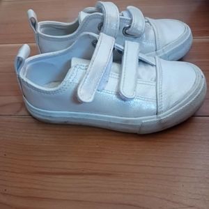 Toddler Size 9 Shoes